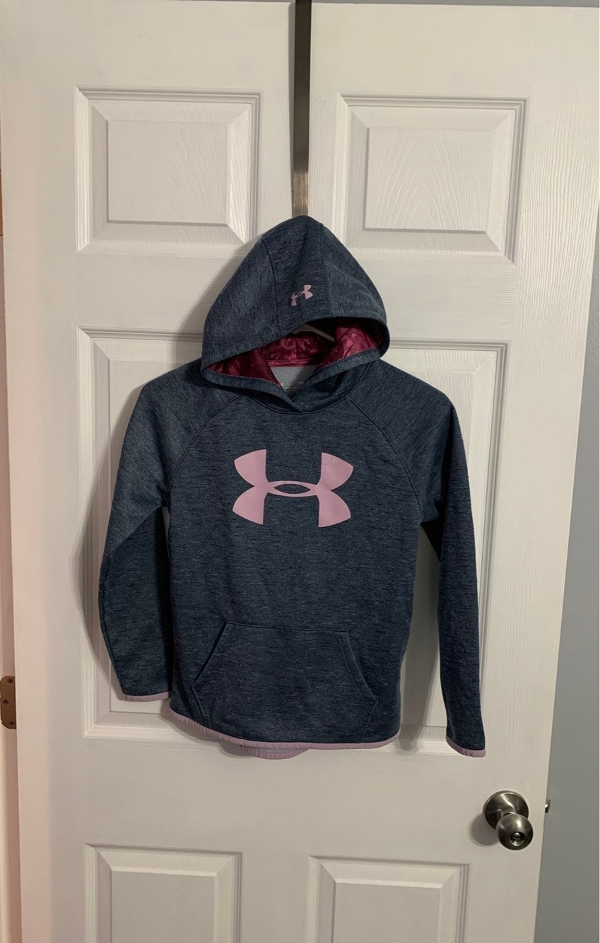 Under Armour Girls Cold Gear Hoodie Size YMD